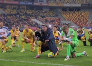 九游sports-塞维利亚发布备战花絮；今晨更衣室发声；西甲任务艰巨；更衣室氛围转暖的简单介绍-九游sports